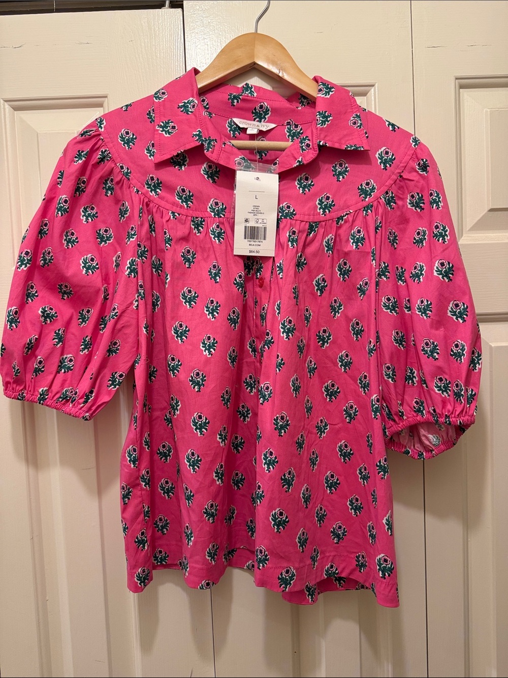crown & ivy Pink Floral Puff-Sleeve Blouse